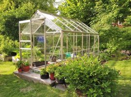 Metalen bergingen en kassen